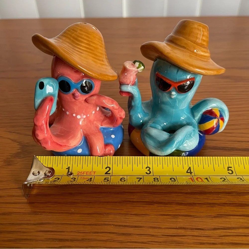 Octopus Salt & Pepper Ceramic Shaker Set
